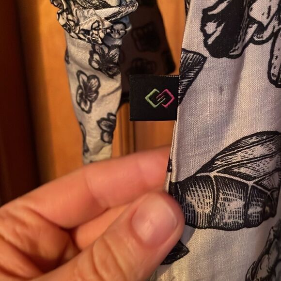 Kashish beaded/sequin threaded Floral cultural dress - Picture 4 of 13